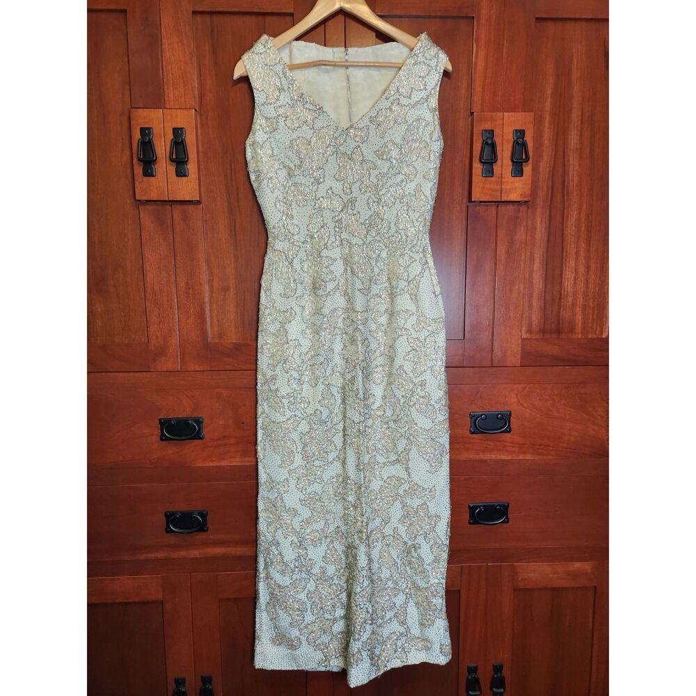 Vintage Hand Beaded & Sequined Sheath Sleeveless Wedding Dress Lined